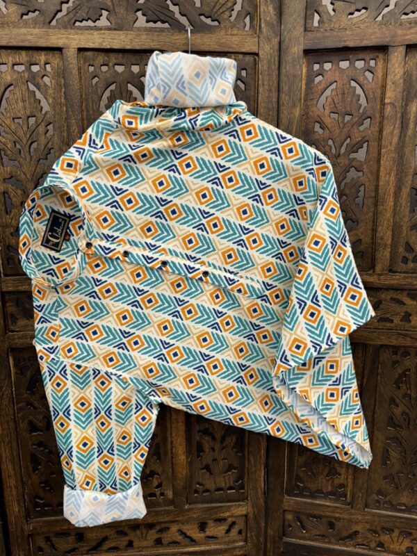 Mens printed kurta shirt - Image 2