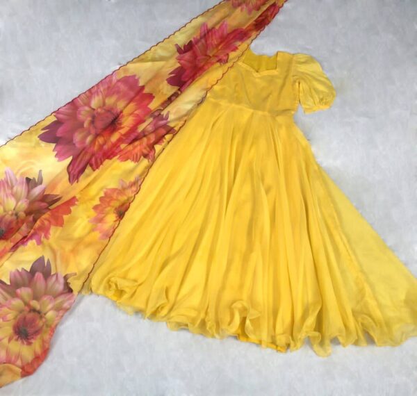 PREMIUM DESIGNER READYMADE GOWN-DUPATTA COLLECTION - Image 3