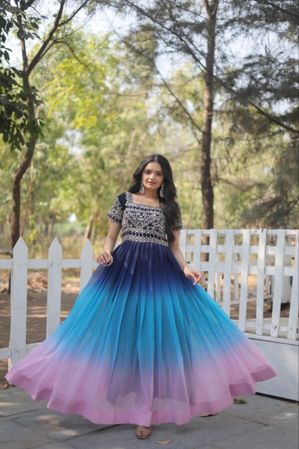 womens heavy designer gown - Image 5