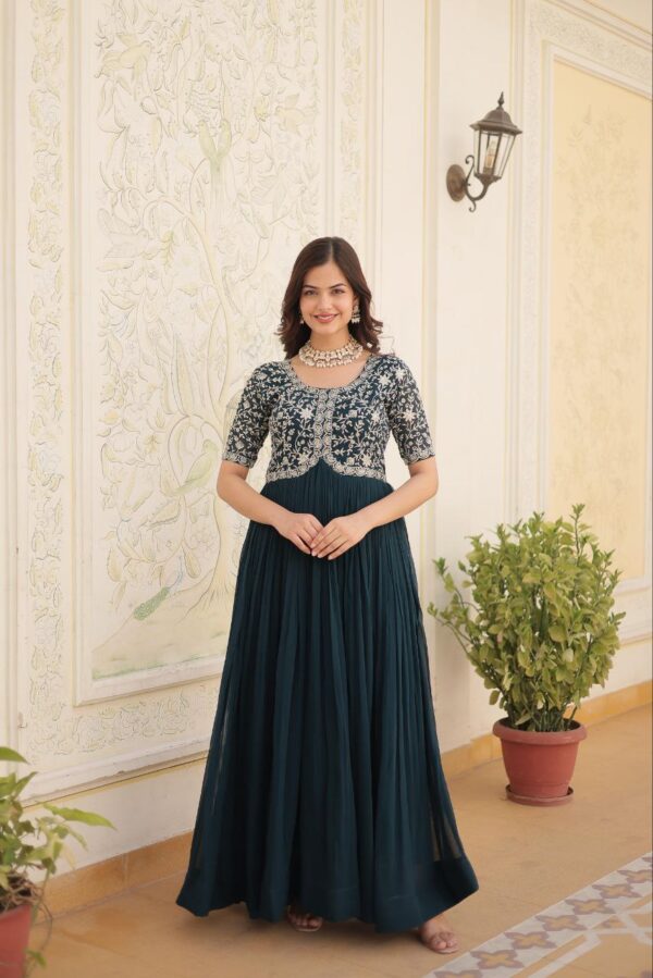 PREMIUM DESIGNER READYMADE GOWNS FOR WOMENS [3 COLOURS] - Image 6