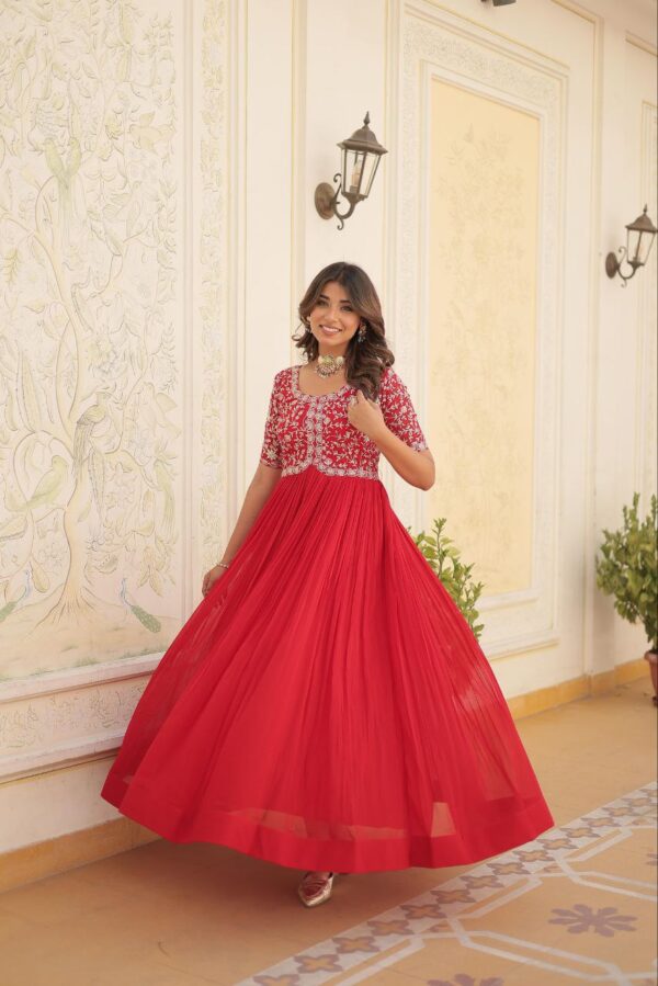 PREMIUM DESIGNER READYMADE GOWNS FOR WOMENS [3 COLOURS] - Image 10