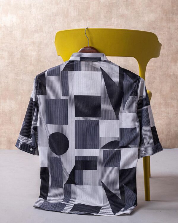 MENS IMPORTED DOWN SHOULDER 3/4 SLEEVE SHIRT in 7 Bold Patterns - Image 5