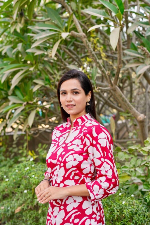 WOMENS REGUALR FIT KURTIS IN 4 COLORS - Image 6