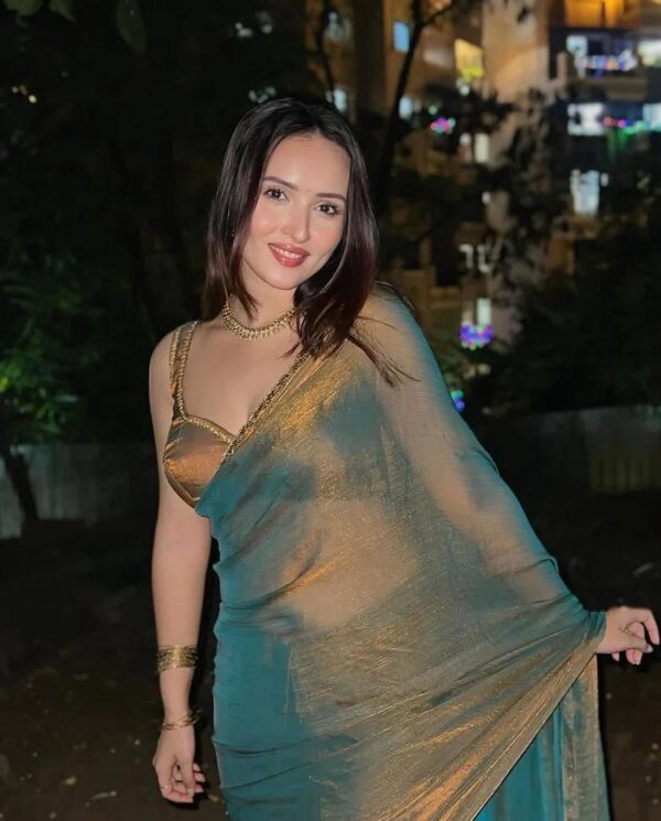womens premium fendy chiffon saree - Image 2