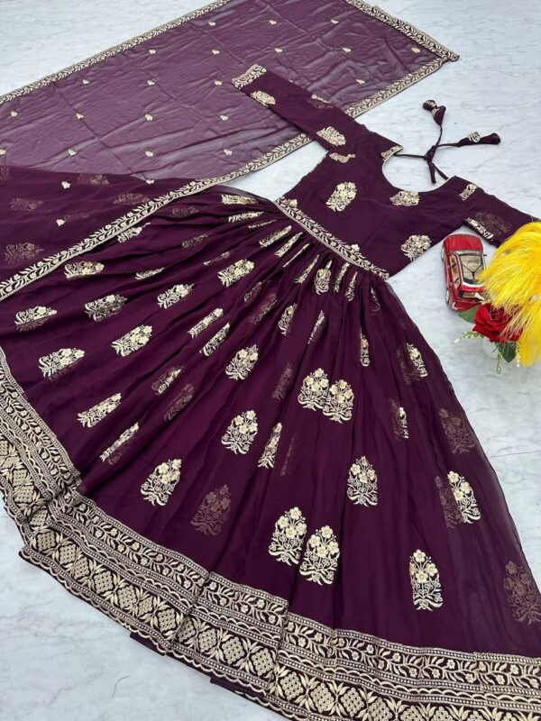 festive long premium gown - Image 6