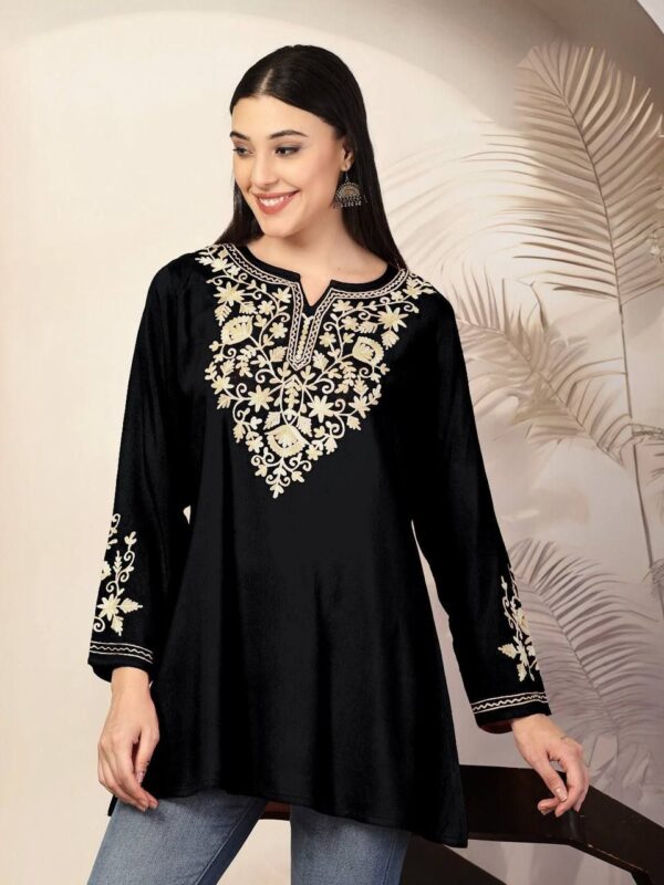 womens trending short kurtis in 5 colors - Image 7